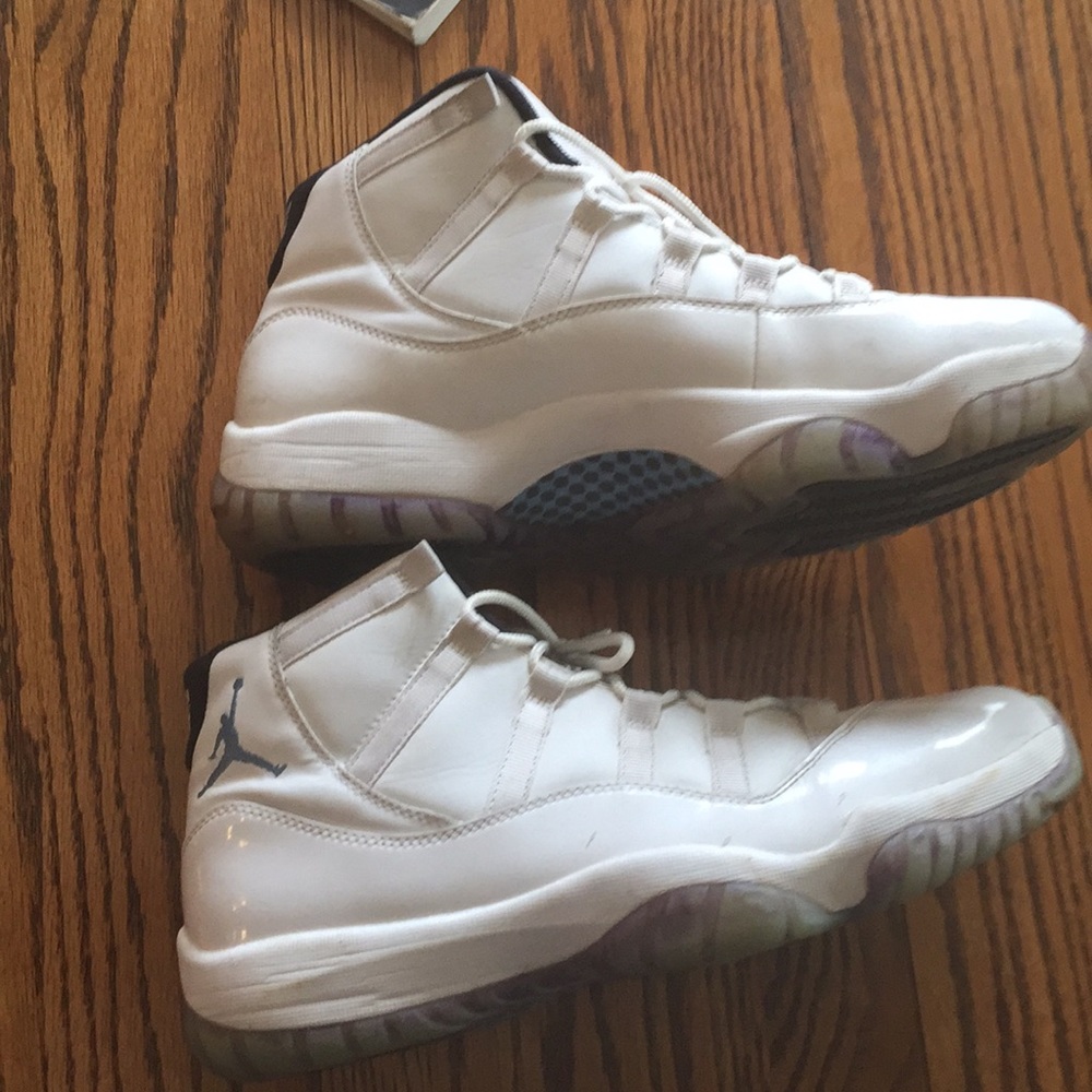 Space jam real Jordan 11